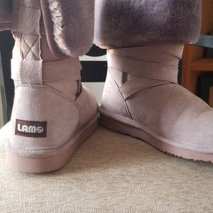 Lamo boots